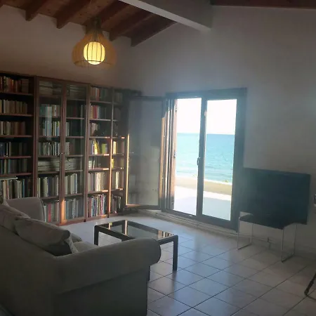 Villa Mola Kalyva *