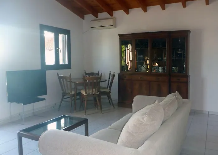 Holiday home Villa Mola Kalyva *